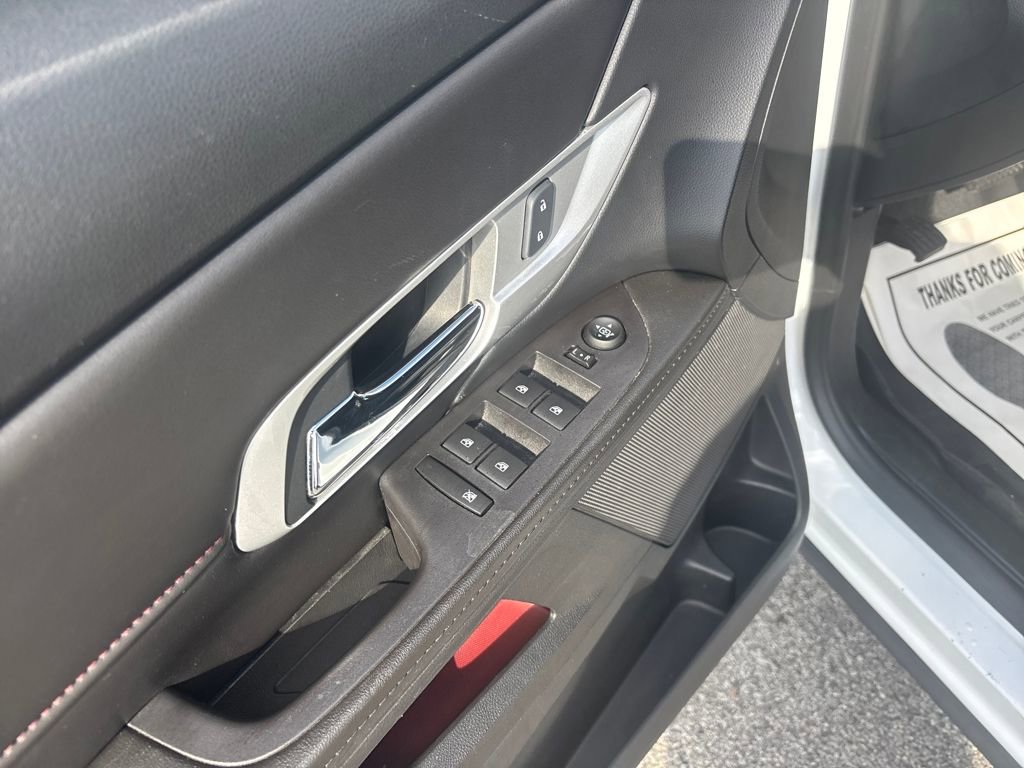 Used 2017 GMC Terrain SLE image 15