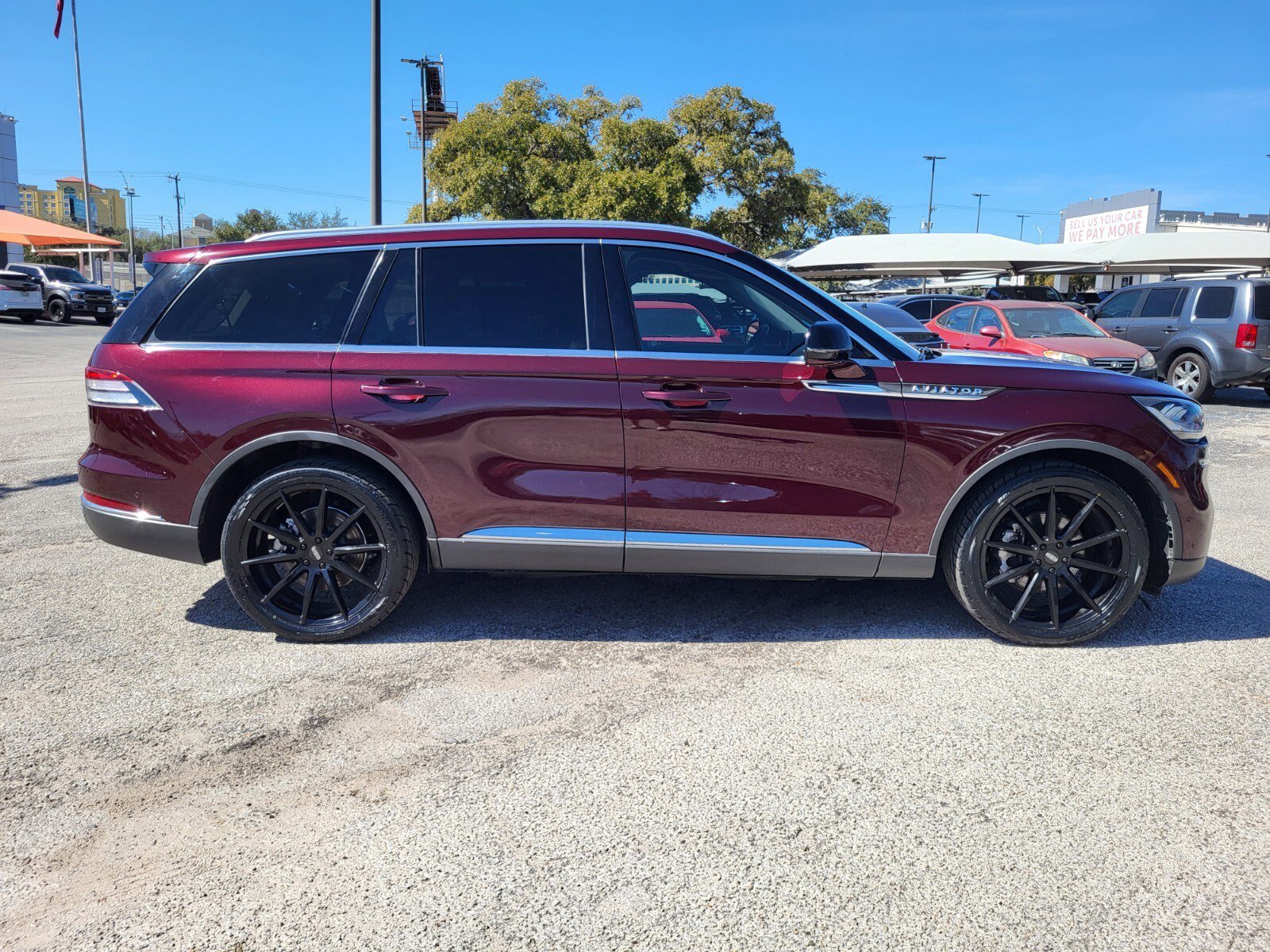 Used 2022 Lincoln Aviator Reserve w/ Equipment Group 201A image 7