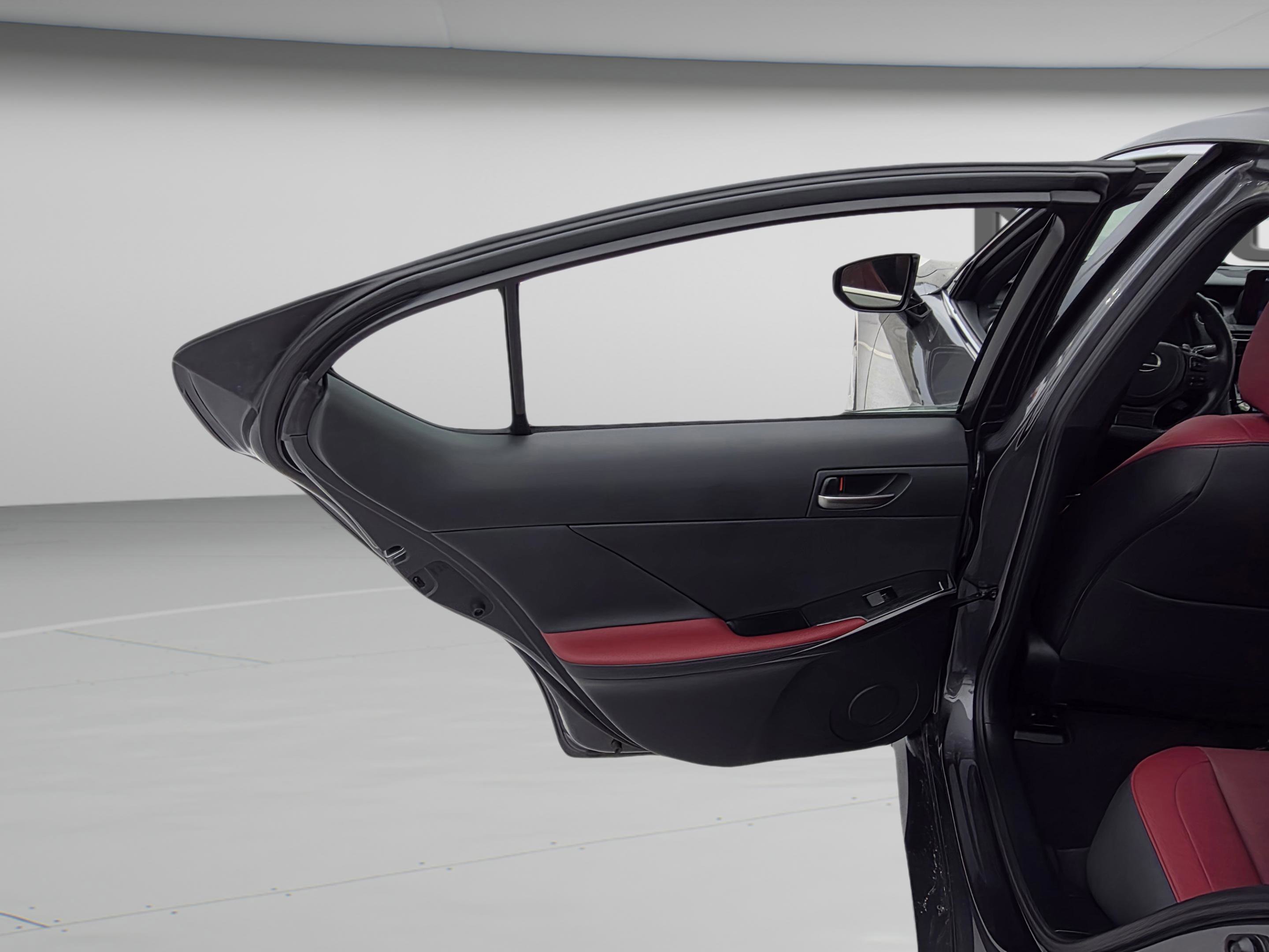 Certified 2021 Lexus IS 300 w/ Comfort Package image 19