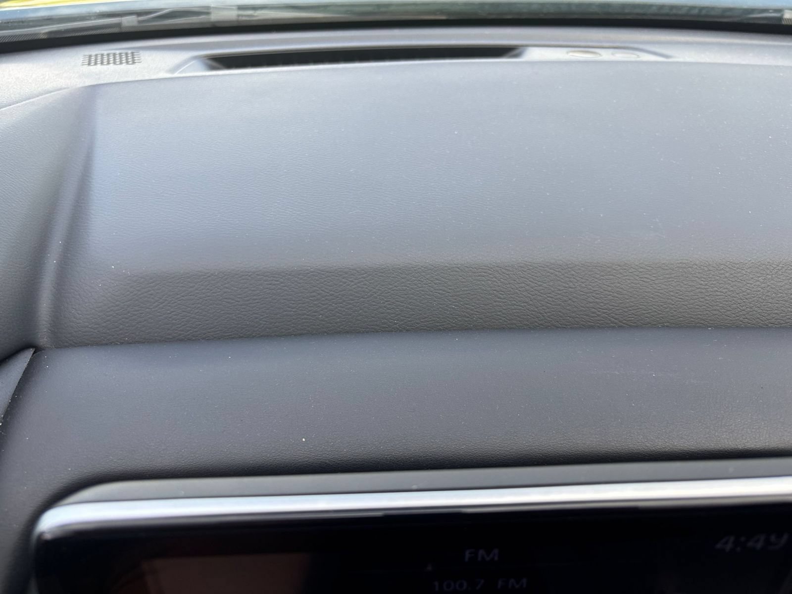 Used 2025 Nissan Rogue SV FWD image 16