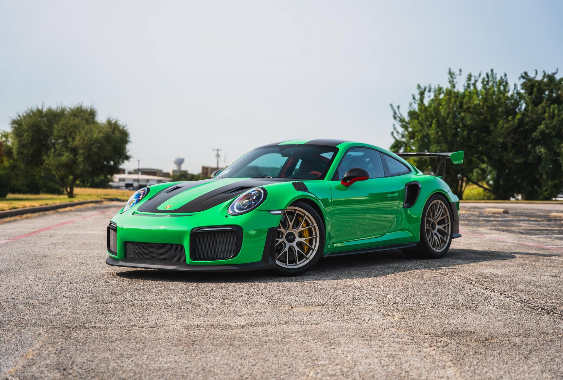 Used 2018 Porsche 911 GT2 RS RWD image 1