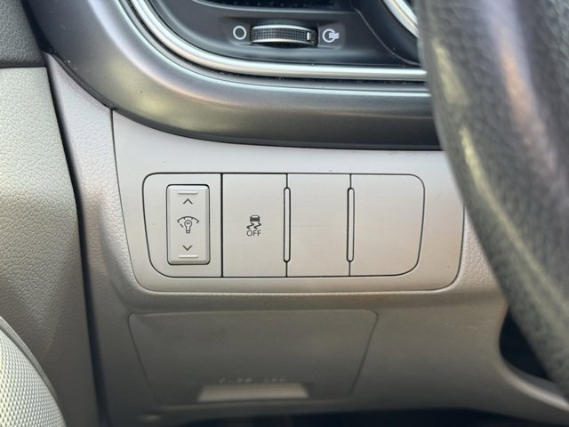 Used 2015 Kia Optima LX w/ LX Convenience Package image 19