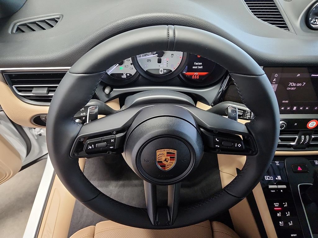 New 2026 Porsche Macan AWD/4WD image 20