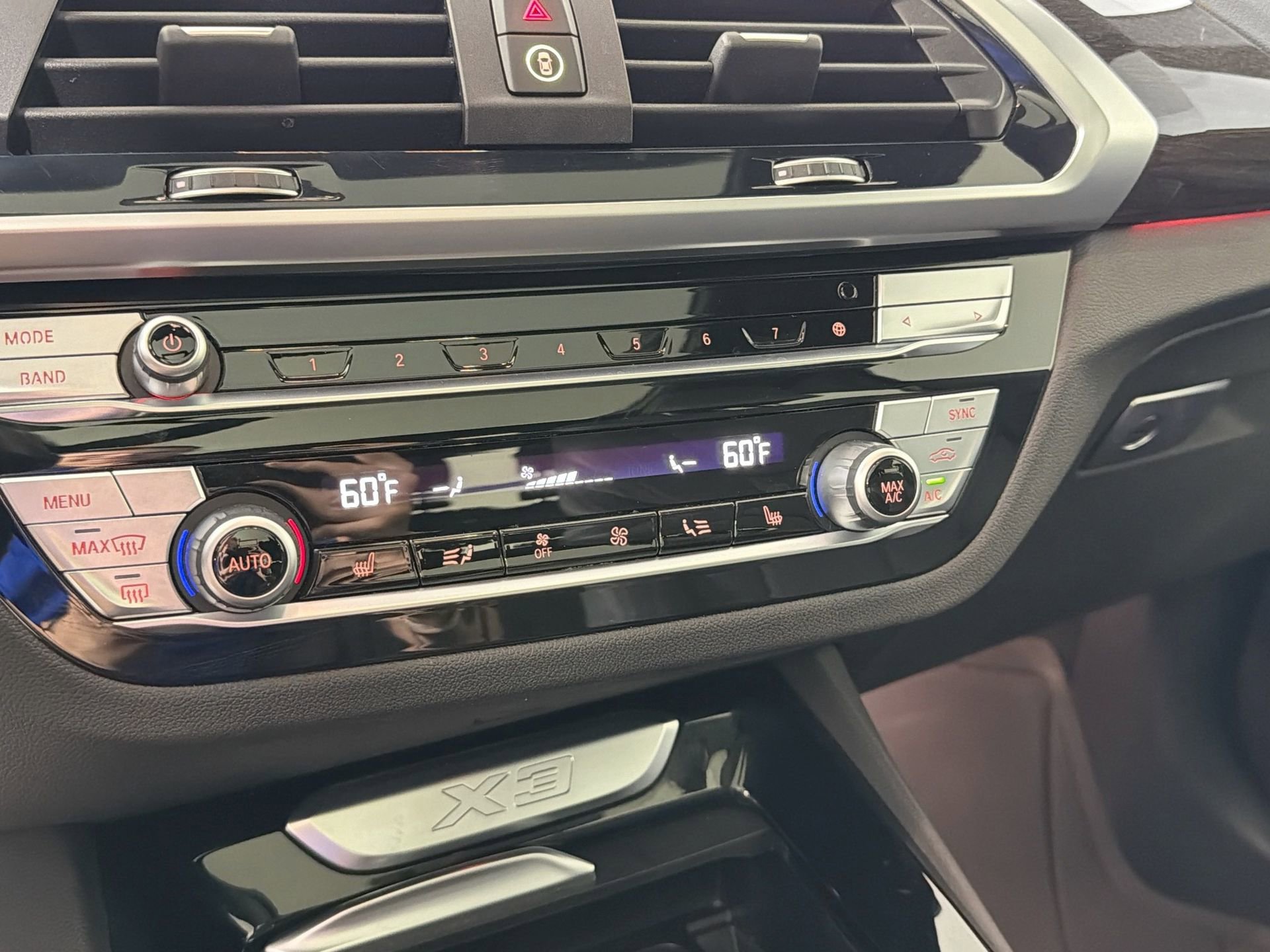 Used 2021 BMW X3 sDrive30i w/ Premium Package image 16