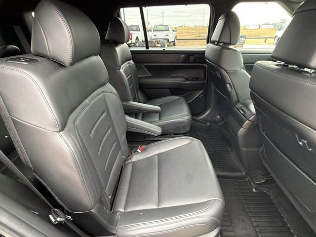 Used 2024 Hyundai Santa Fe Calligraphy image 13