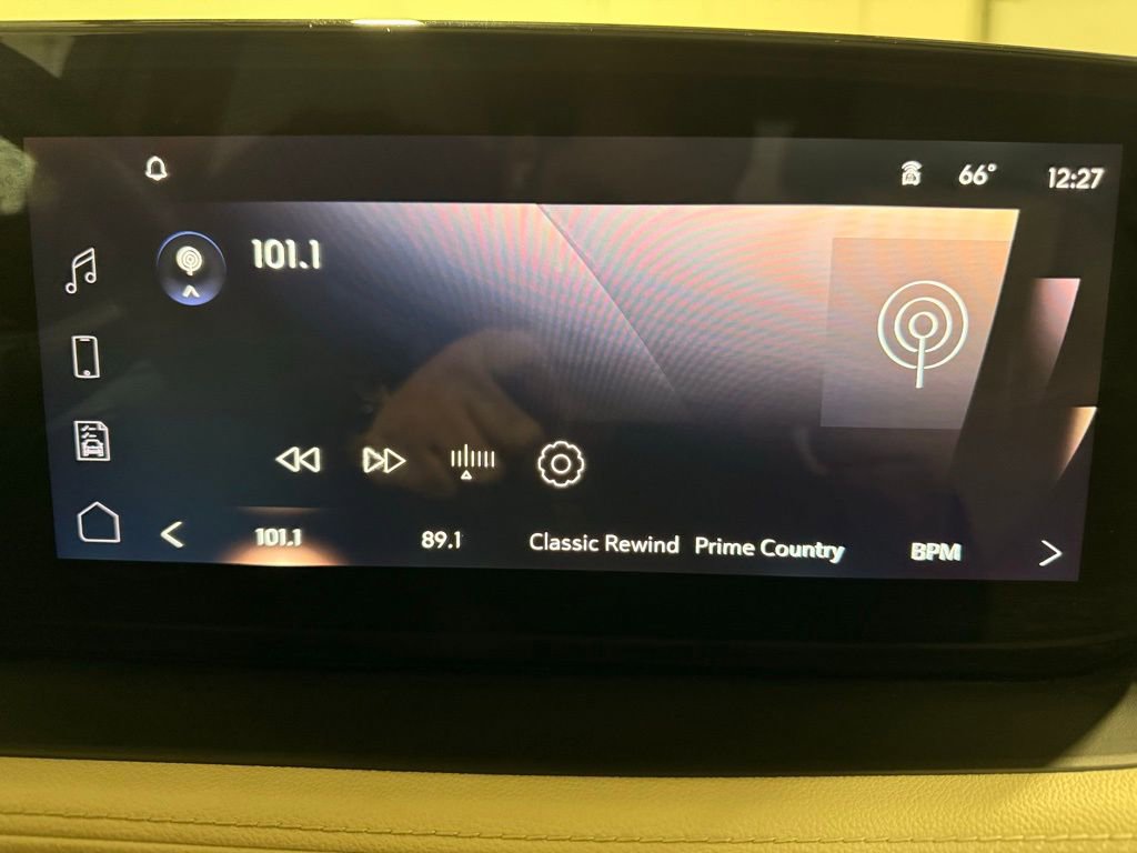 Used 2024 Buick Encore GX Sport Touring image 19