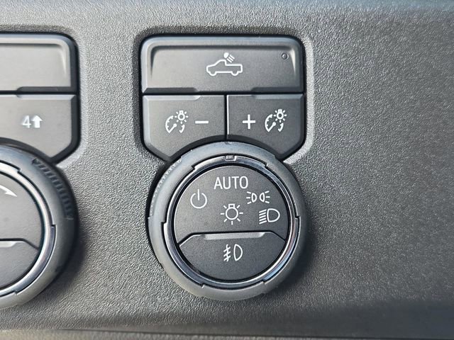 Used 2025 Chevrolet Silverado 2500 LT w/ Convenience Package image 21