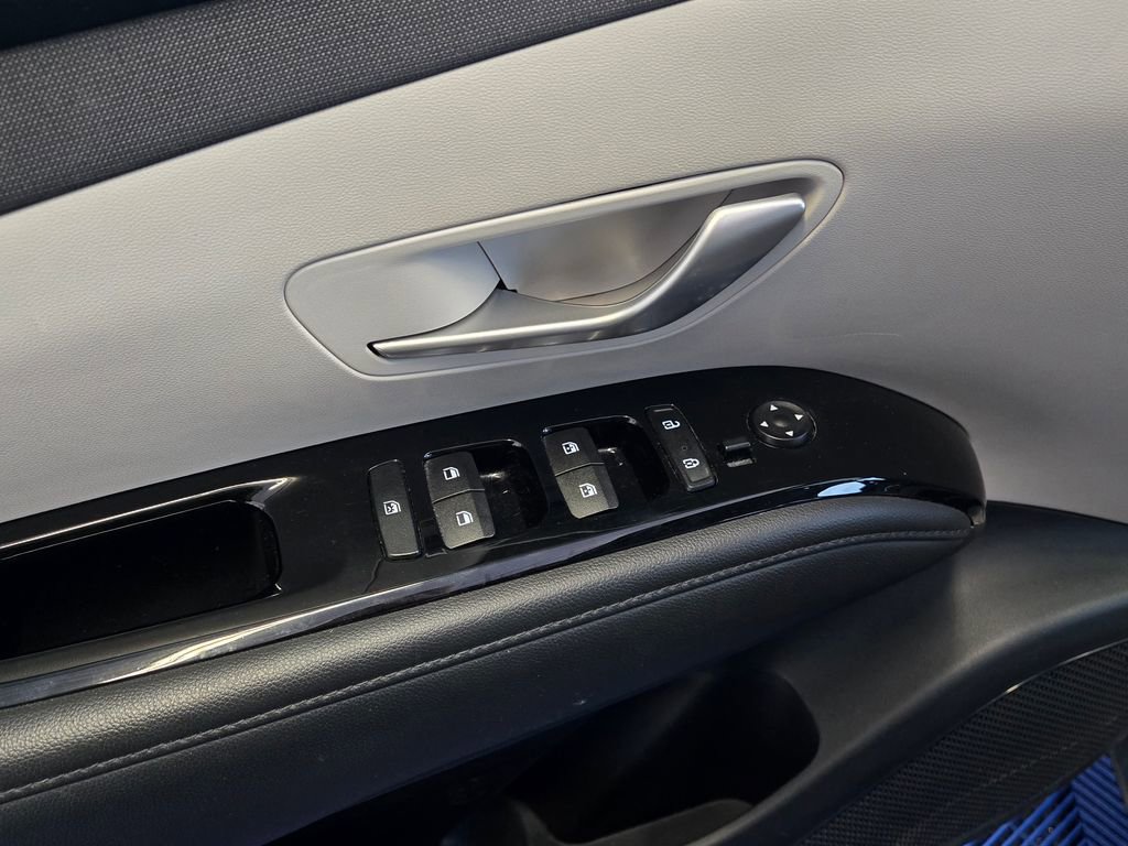 Used 2024 Hyundai Tucson Limited image 11