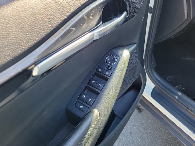 Used 2023 Kia Seltos S FWD image 16
