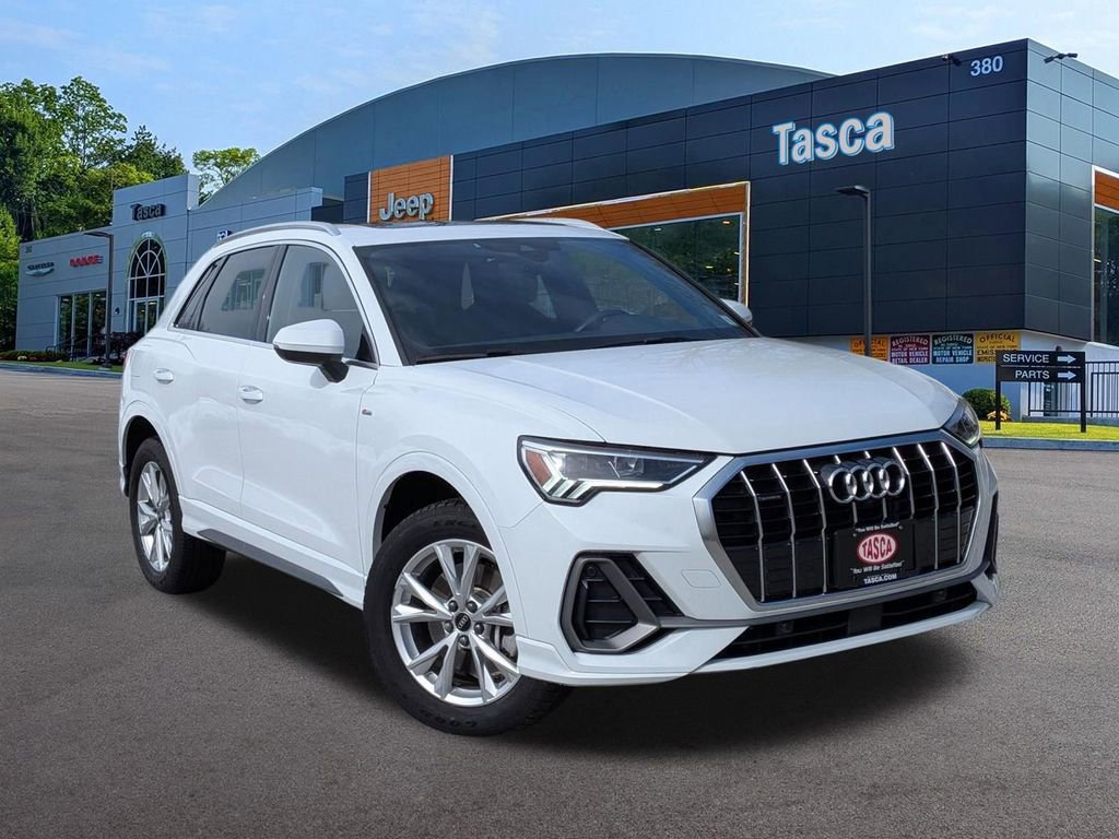 Used 2023 Audi Q3 2.0T Premium Plus w/ Premium Plus Package image 1