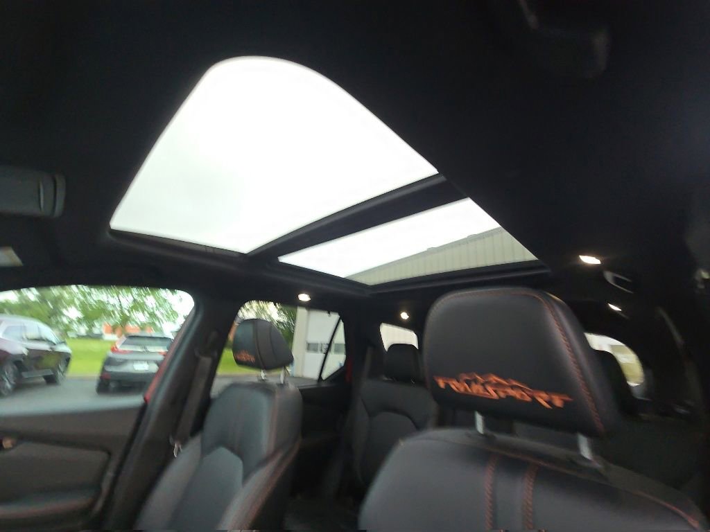 Certified 2024 Honda Pilot TrailSport image 15