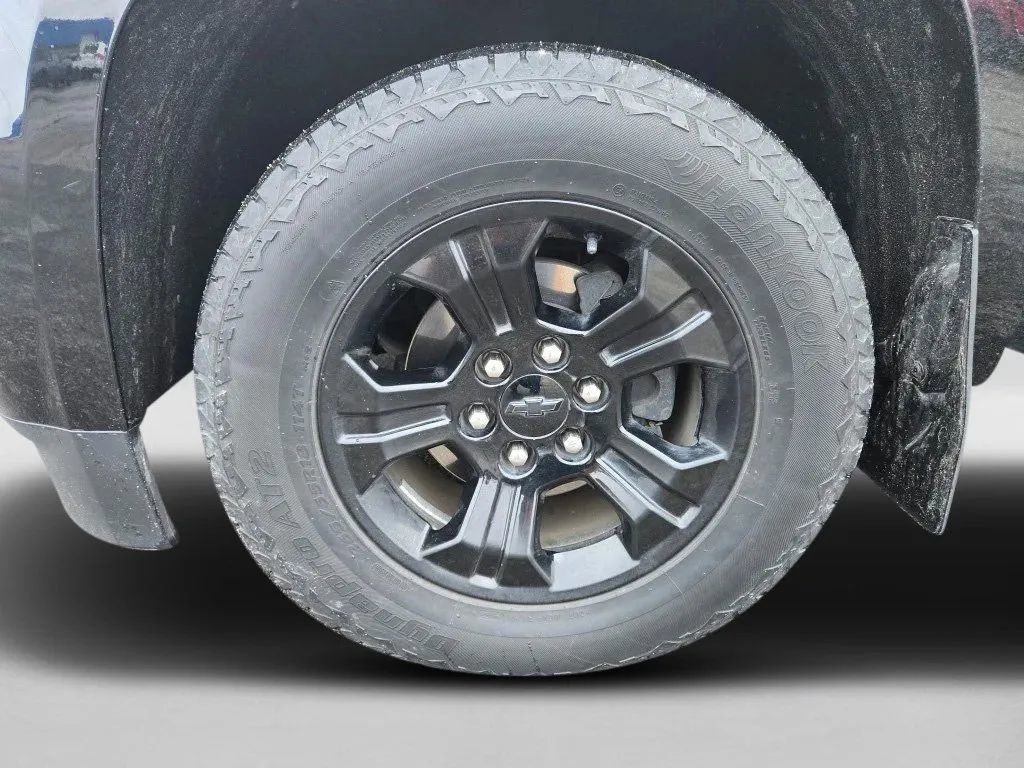 Used 2019 Chevrolet Tahoe LS w/ Enhanced Driver Alert Package image 30