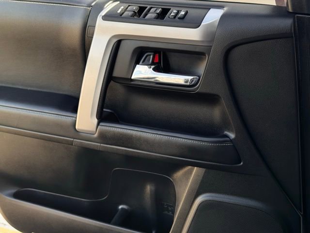 Used 2020 Toyota 4Runner SR5 image 29