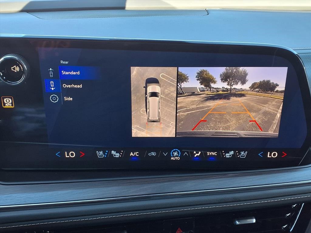 New 2026 Chevrolet Suburban Premier image 15