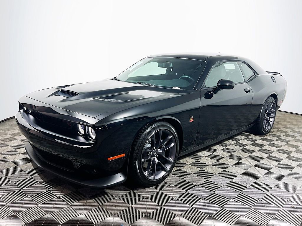 Used 2023 Dodge Challenger R/T Scat Pack image 4