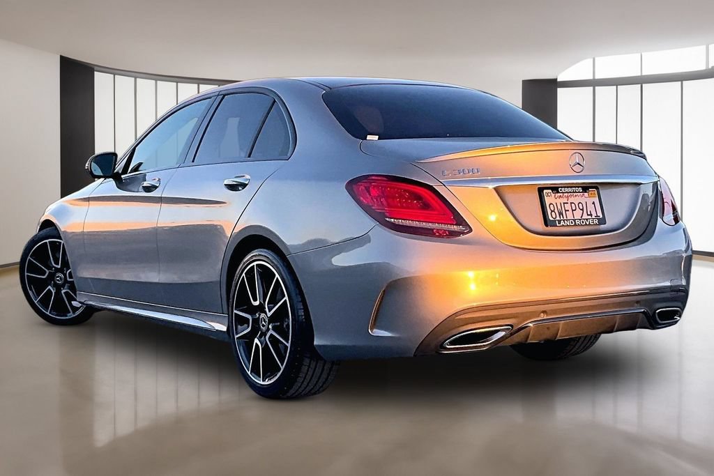 Used 2020 Mercedes-Benz C 300 Sedan image 4