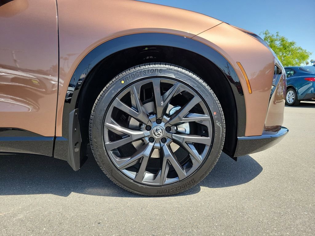 New 2026 Toyota Crown Signia AWD/4WD image 6