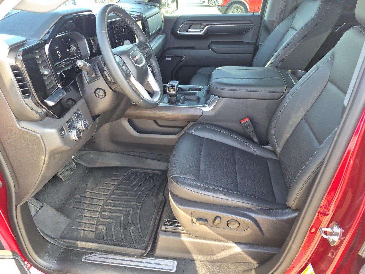Certified 2024 GMC Sierra 1500 SLT AWD/4WD image 12