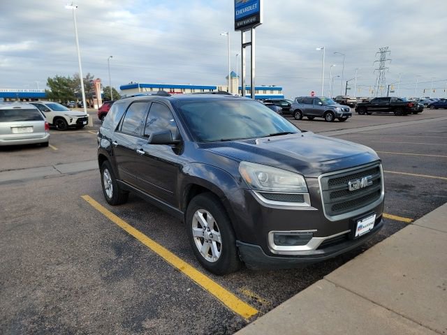 Used 2015 GMC Acadia SLE image 3