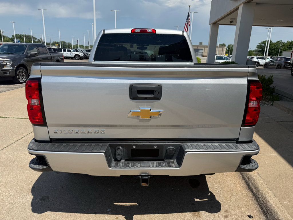 Used 2018 Chevrolet Silverado 1500 LT w/ Texas Edition AWD/4WD image 7