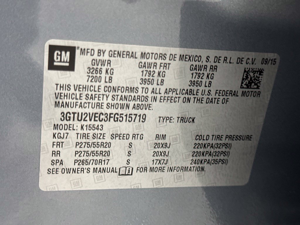 Used 2015 GMC Sierra 1500 SLT w/ SLT Crew Cab Value Package AWD/4WD image 32