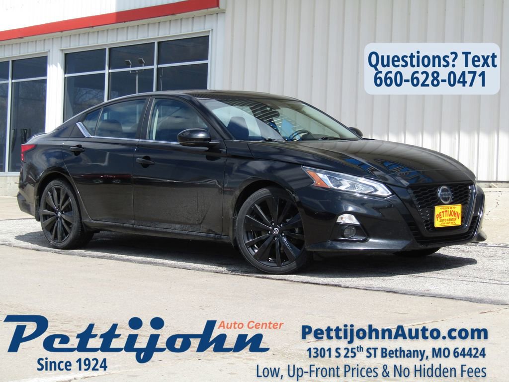 Used 2022 Nissan Altima 2.5 SR w/ Midnight Edition Package