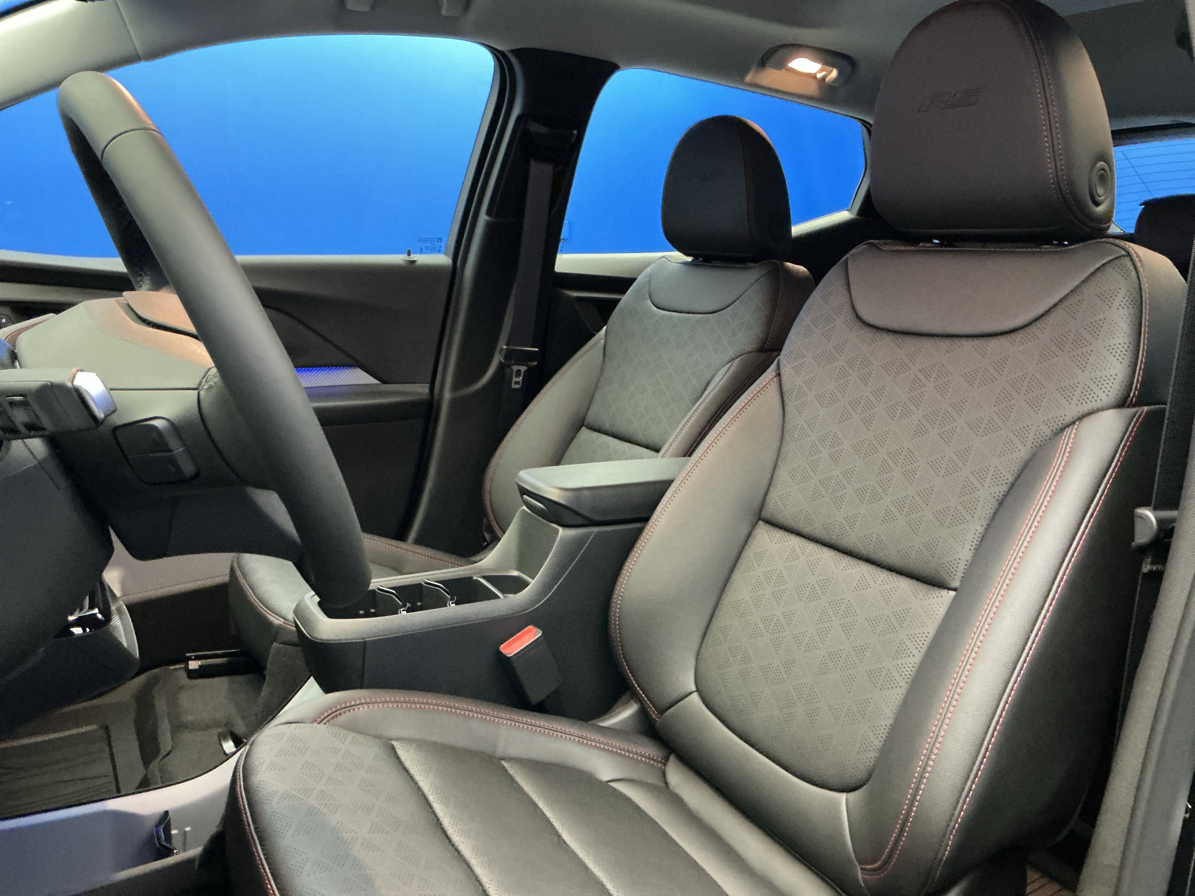 New 2027 Chevrolet Bolt RS w/ Technology Package FWD image 13