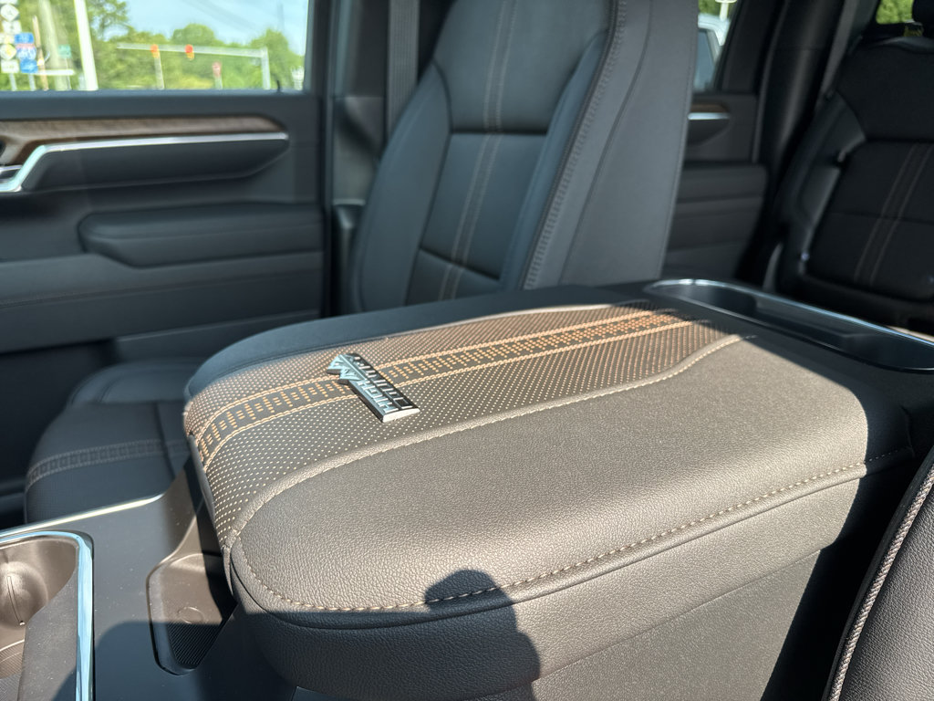 New 2026 Chevrolet Silverado 2500 High Country w/ Midnight Edition AWD/4WD image 22