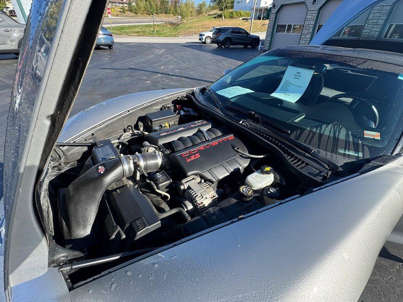 Used 2005 Chevrolet Corvette Coupe w/ Preferred Equipment Group image 10