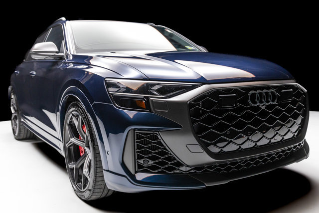 Used 2025 Audi RS Q8 performance image 30