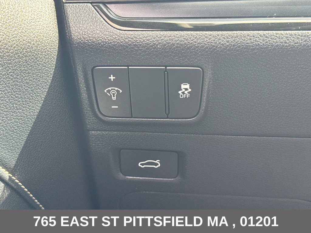 Used 2025 Kia K5 GT-Line w/ GT-Line Premium Package FWD image 28