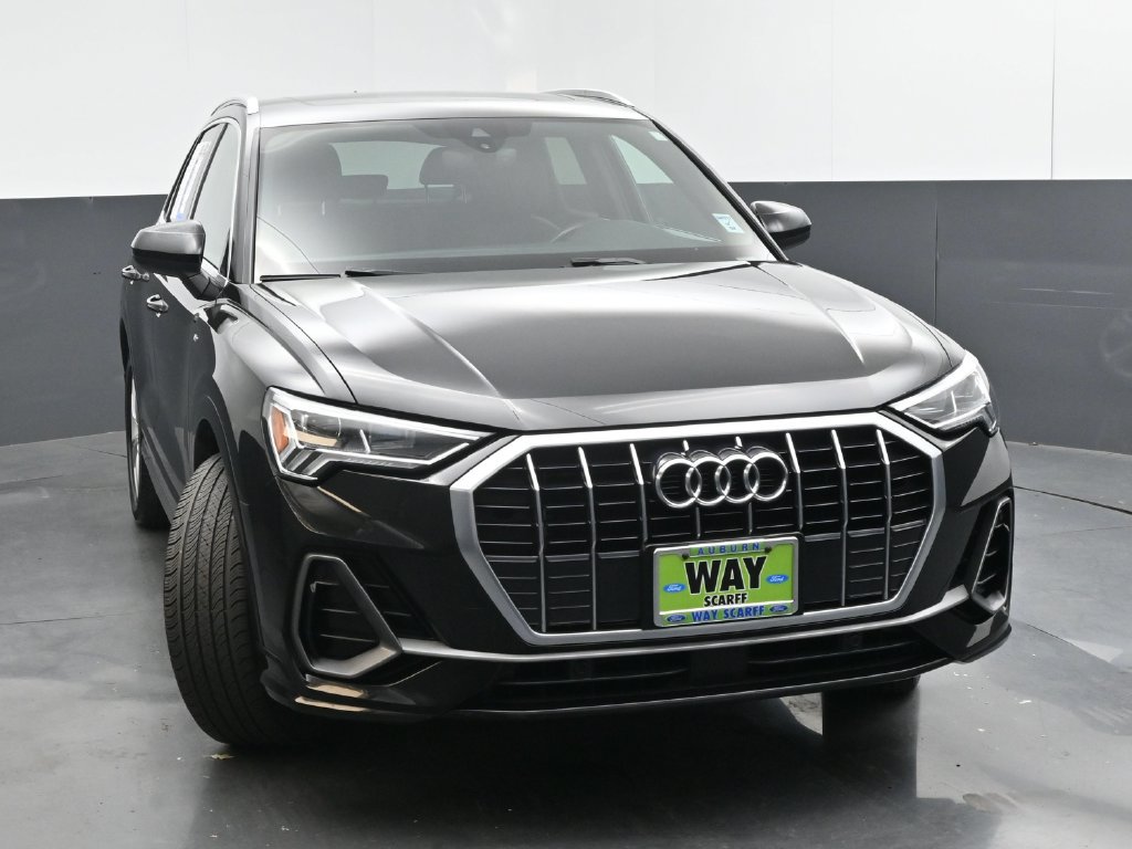 Used 2020 Audi Q3 2.0T Premium Plus w/ Premium Plus Package AWD/4WD image 31
