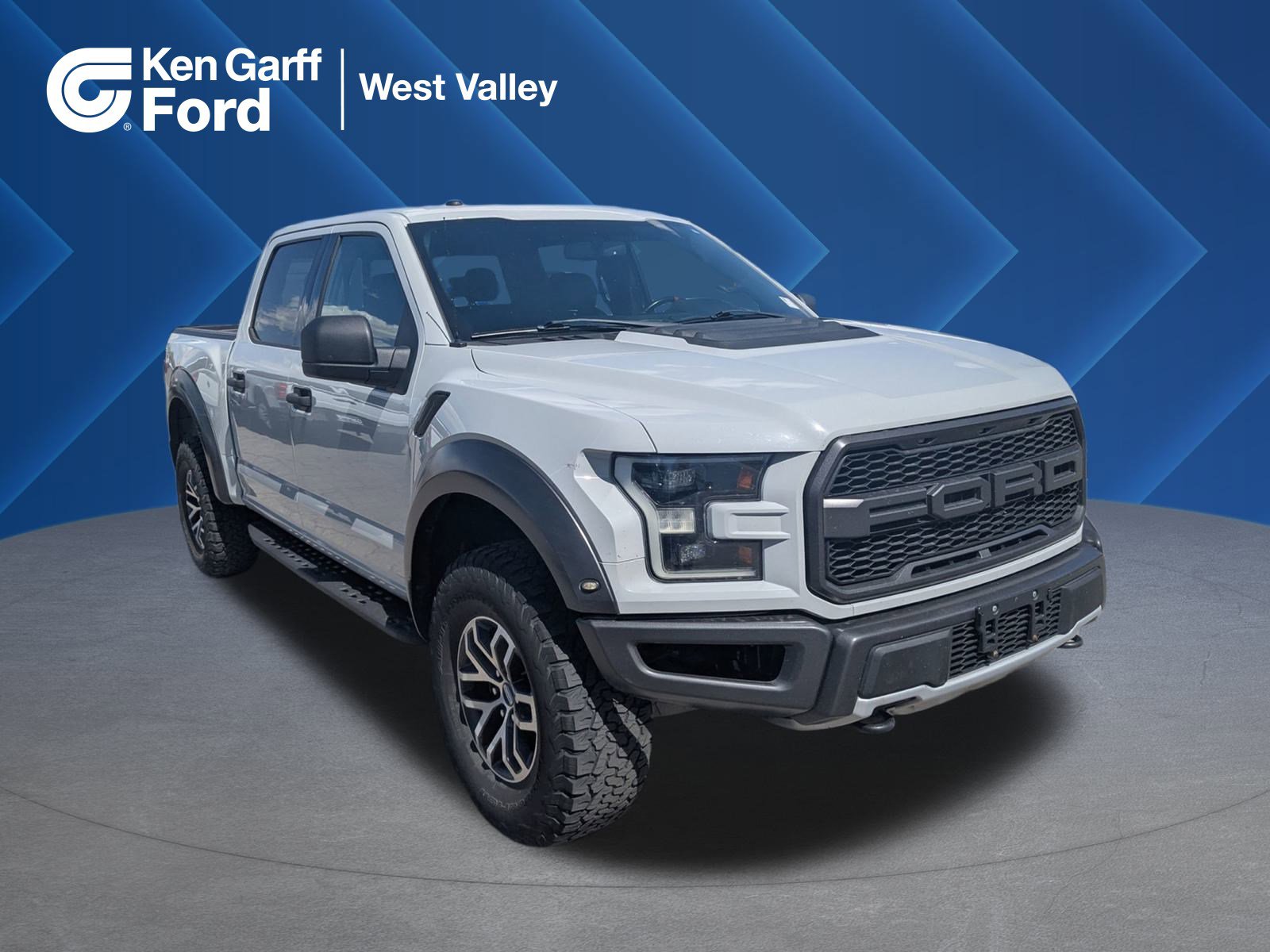 Used 2017 Ford F150 Raptor w/ Equipment Group 801A Mid