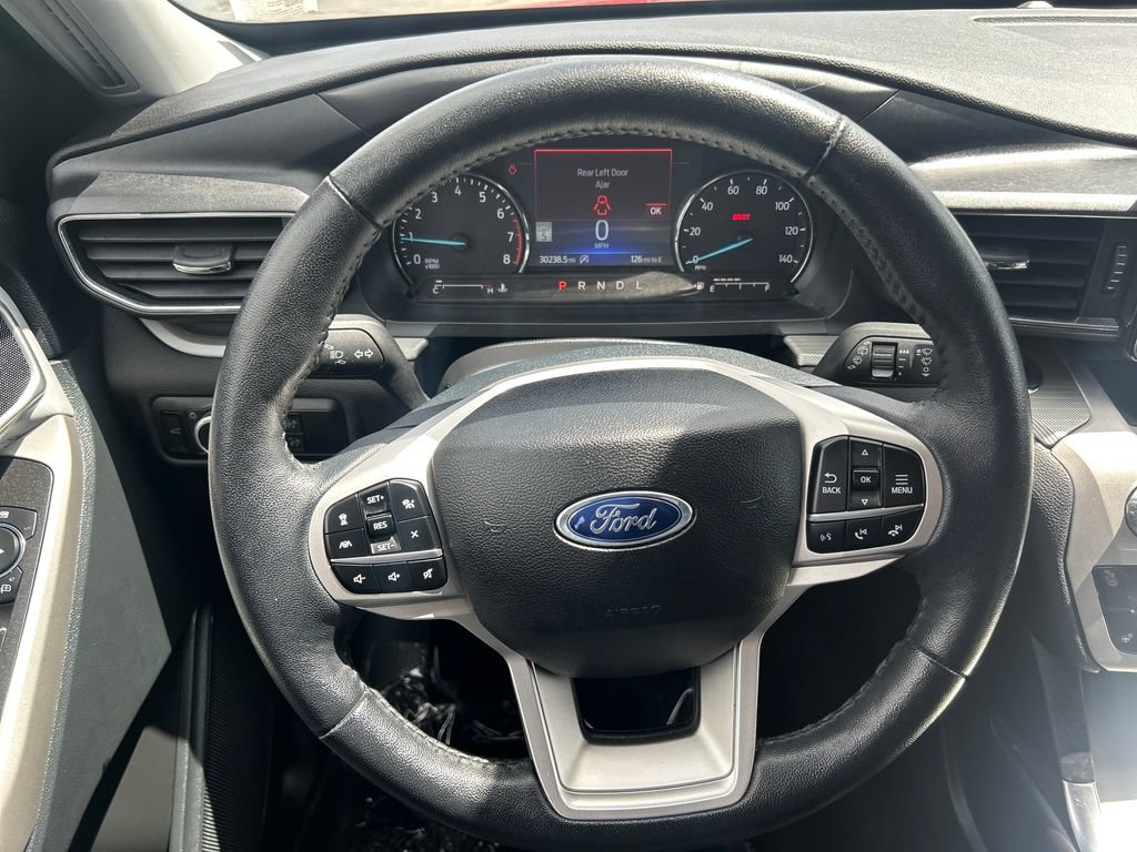 Used 2024 Ford Explorer XLT w/ Equipment Group 202A AWD/4WD image 17