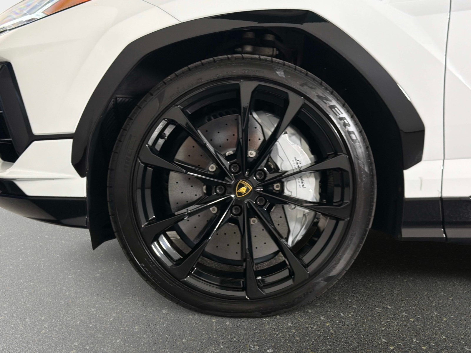 Used 2023 Lamborghini Urus S AWD/4WD image 18
