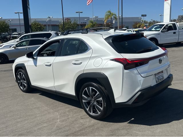 Certified 2025 Lexus UX 300h FWD w/ Accessory Package (Z2) image 4
