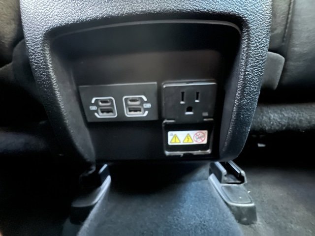 Used 2023 Jeep Cherokee Altitude Lux image 19