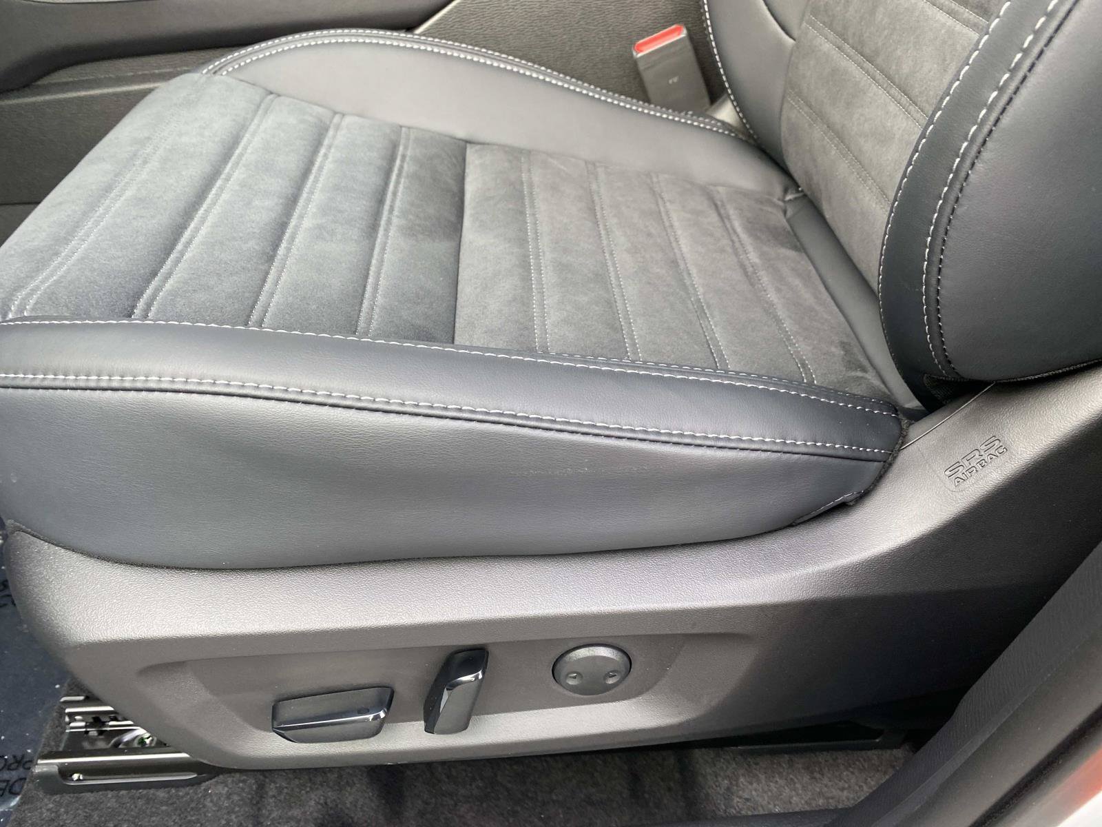 New 2026 Mitsubishi Outlander SE AWD/4WD image 11
