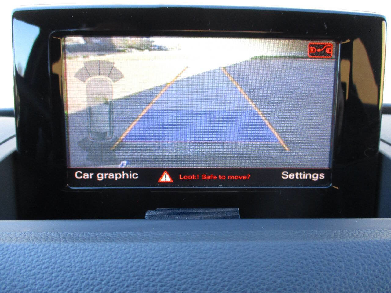 Used 2018 Audi Q3 2.0T Premium Plus w/ Premium Plus Package image 65