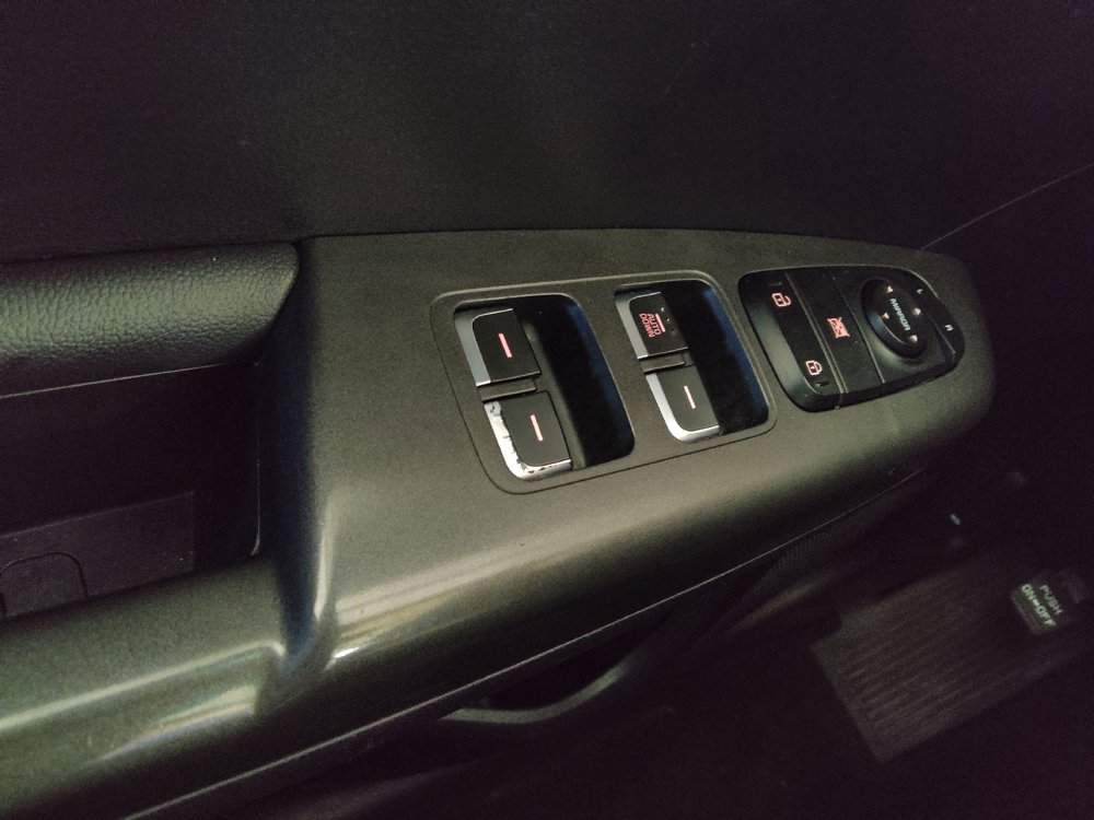 Used 2019 Kia Sportage LX image 27