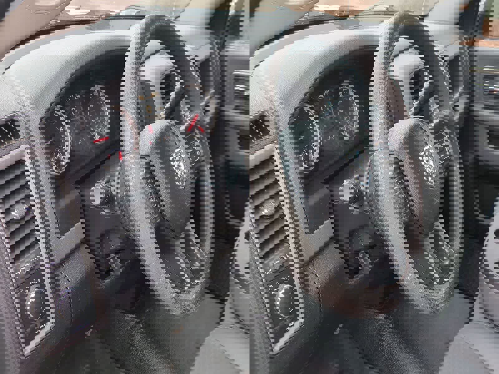 Used 2017 RAM 4500 Tradesman w/ Power & Remote Entry Group image 10