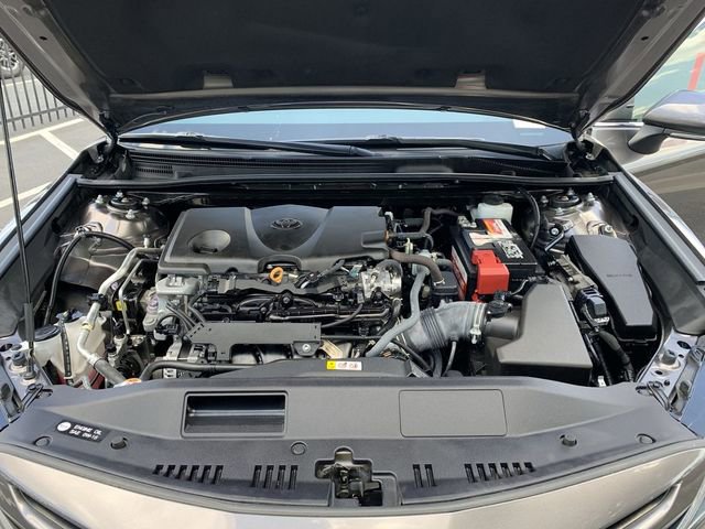 Used 2022 Toyota Camry SE w/ Convenience Package FWD image 16