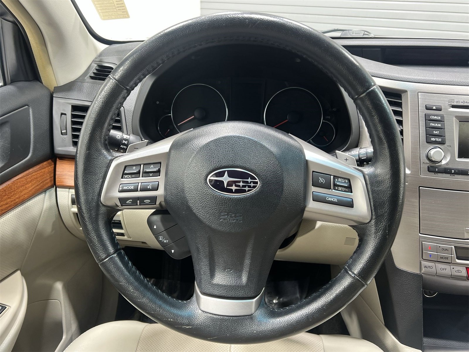 Used 2014 Subaru Outback 2.5i Limited image 14