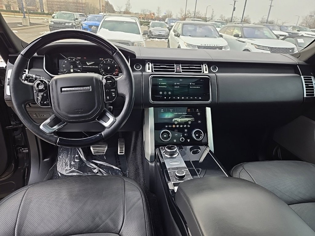 Used 2022 Land Rover Range Rover Westminster Edition image 16
