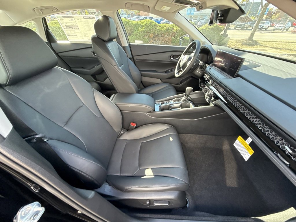 Used 2025 Honda Accord EX-L image 42
