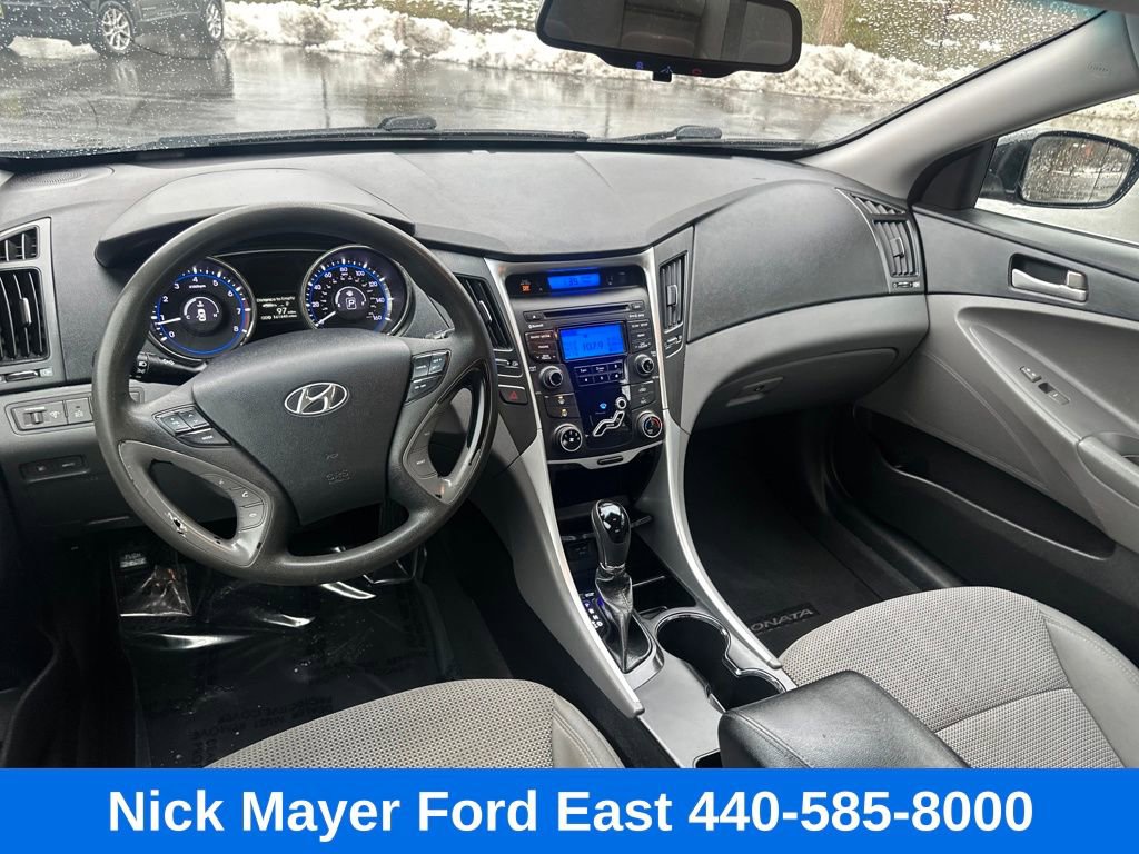 Used 2013 Hyundai Sonata GLS image 17