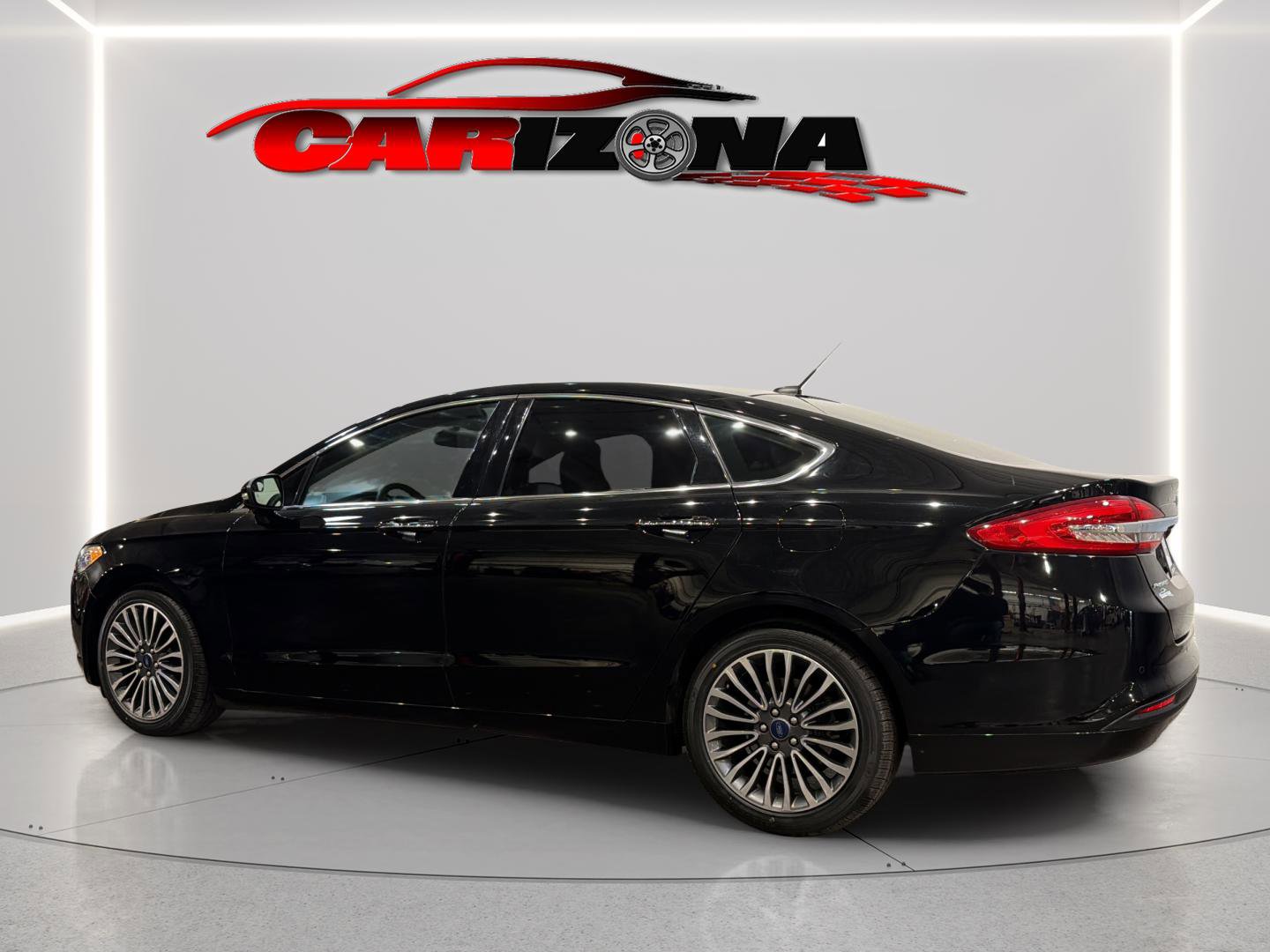 Used 2018 Ford Fusion SE w/ Fusion SE Technology Package image 5