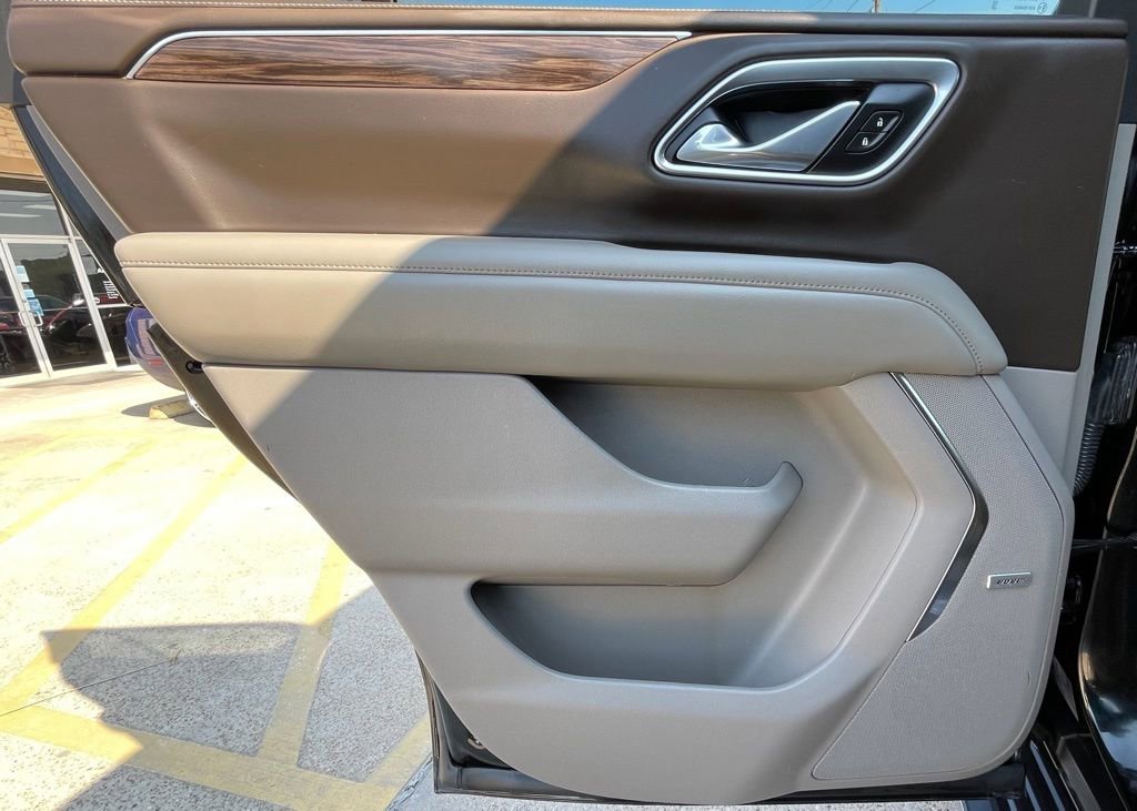 Used 2021 Chevrolet Tahoe LT image 38