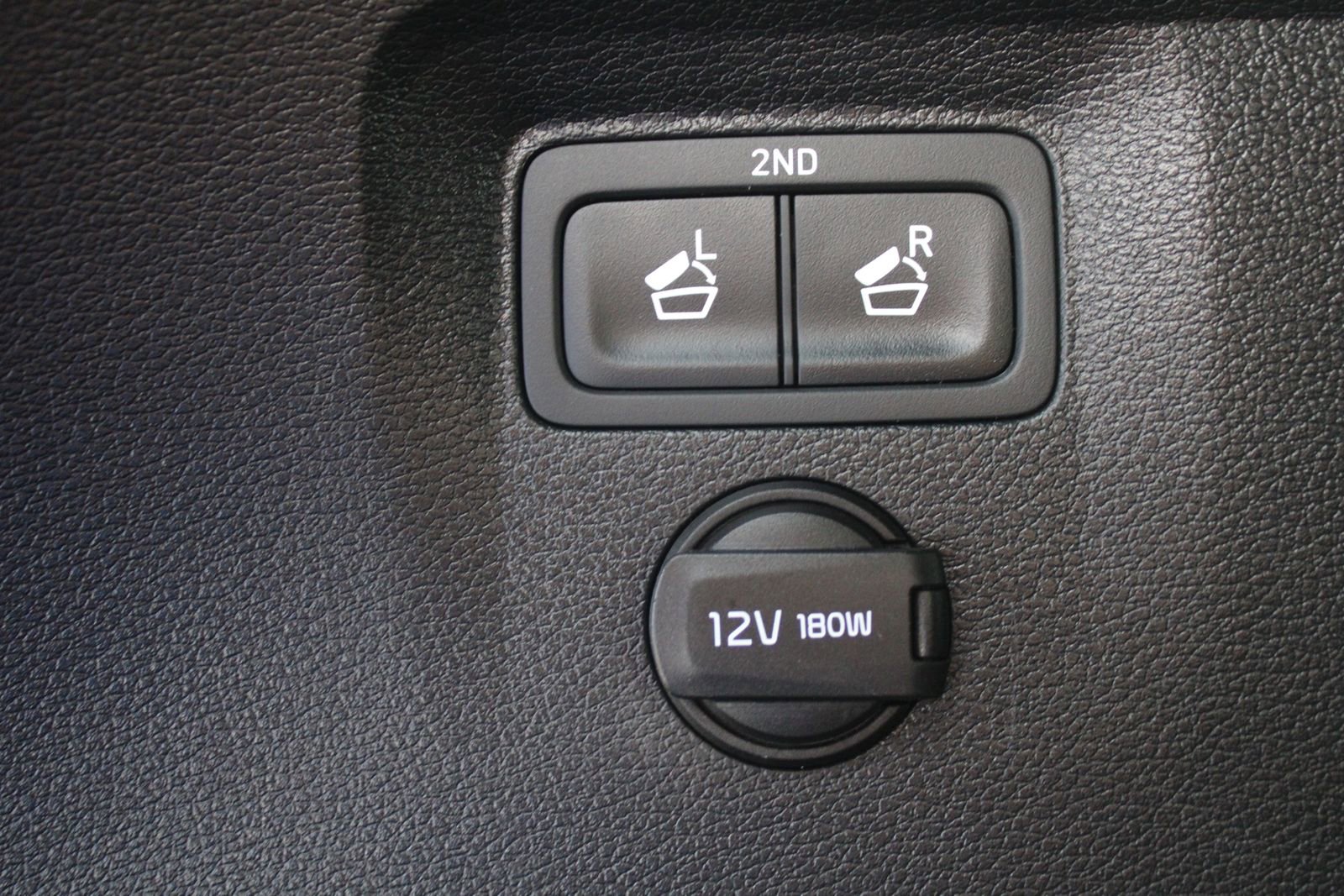 Used 2022 Kia Telluride SX w/ SX Prestige Package image 11