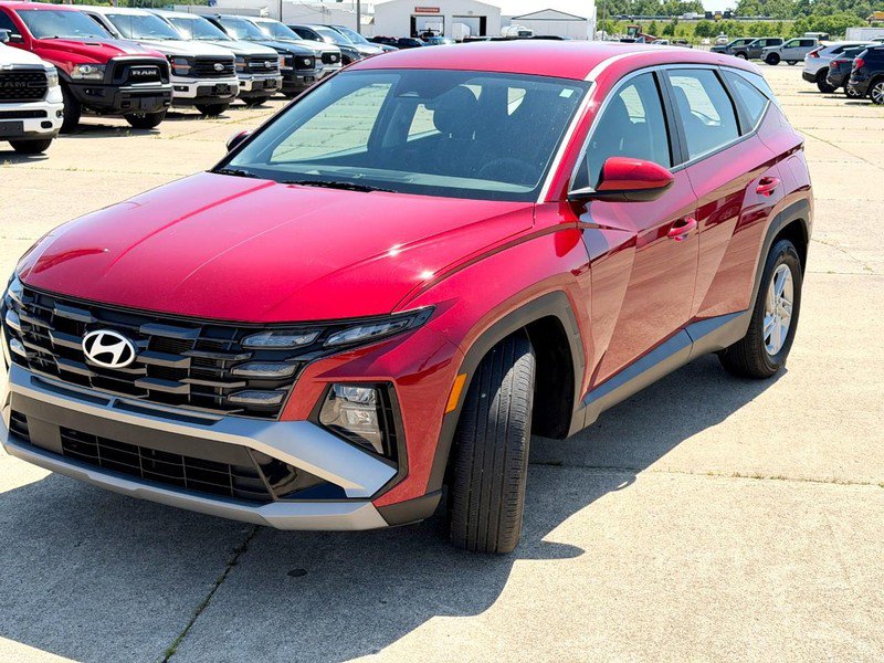 Used 2025 Hyundai Tucson SE FWD image 7